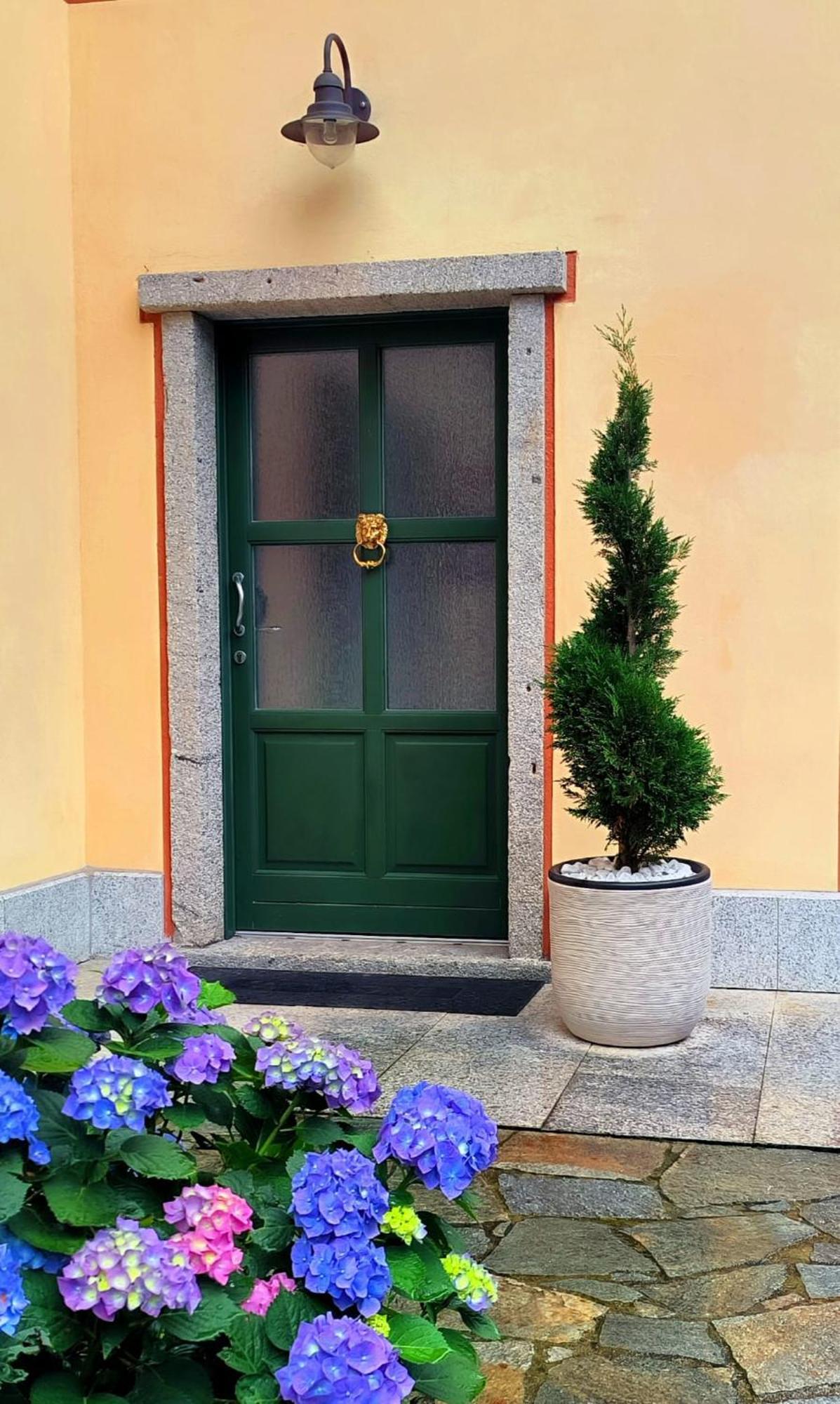 Villa Marchesa Arona Exteriör bild